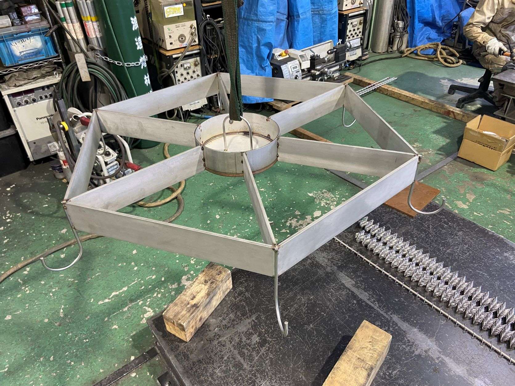 東大阪市池島町で製缶業をしております。大翔工業株式会社です。常に求人募集中！