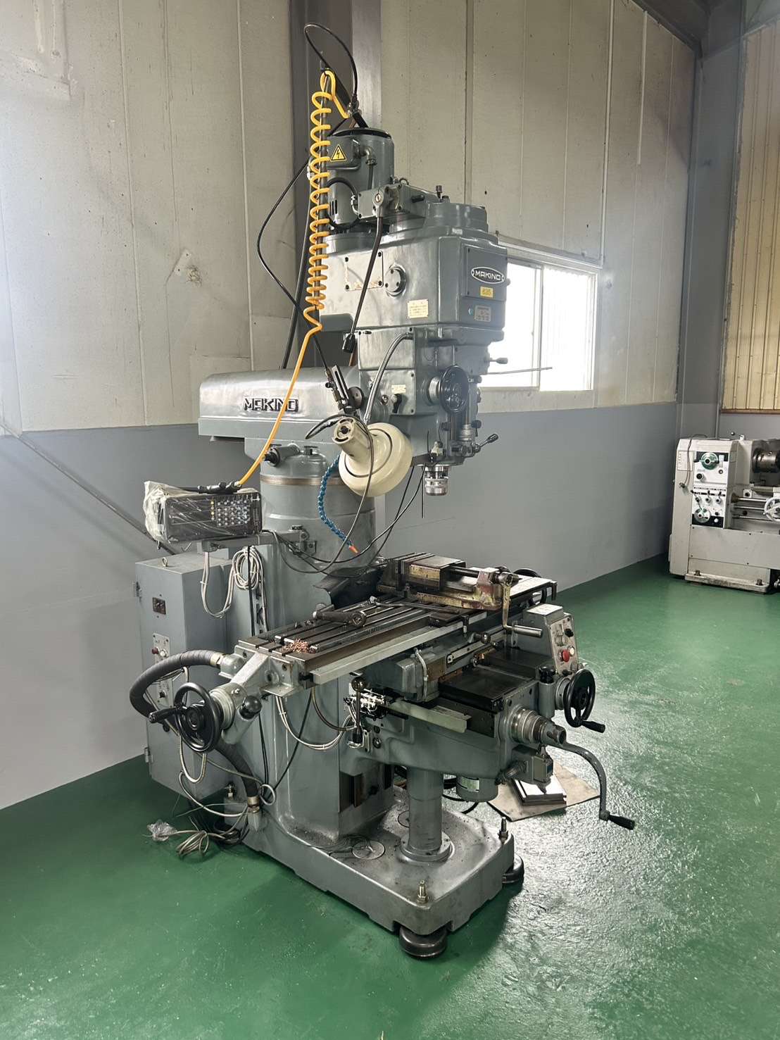 フライス盤を導入いたしました